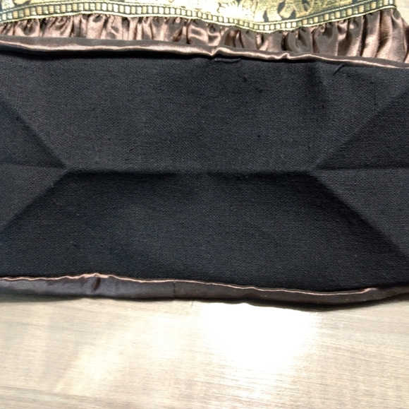 *Purse from Asia* - Picture 3 of 9